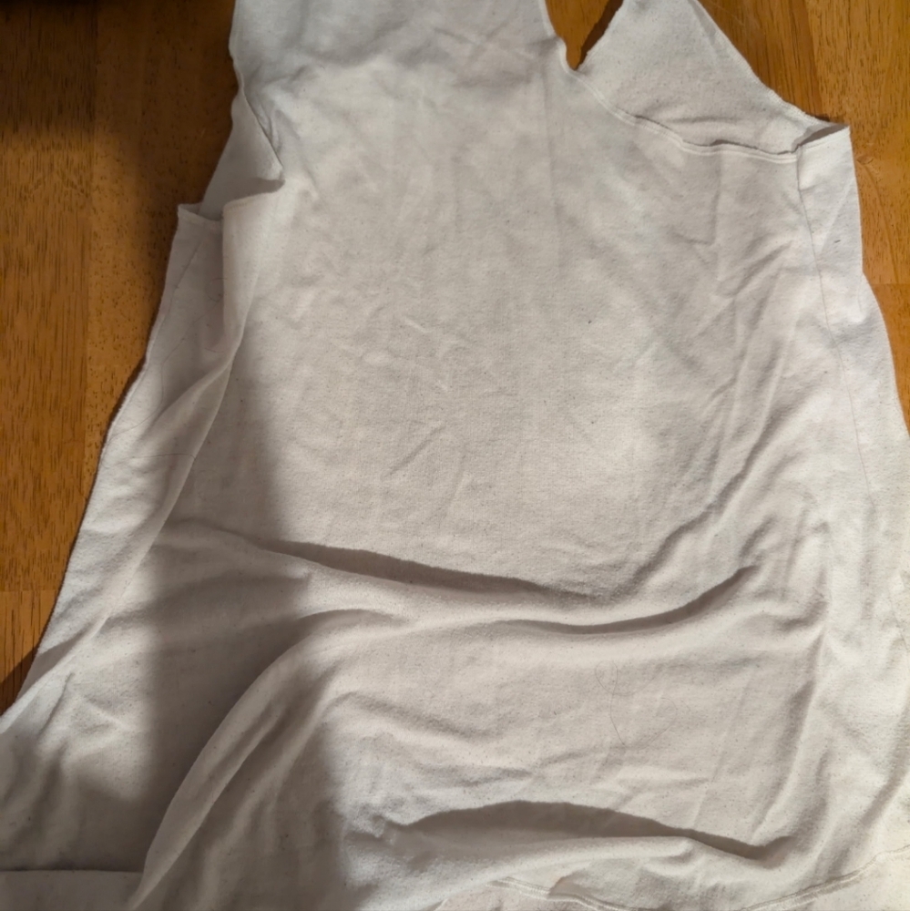 Sleeveless Cream Top Accented With an OWL